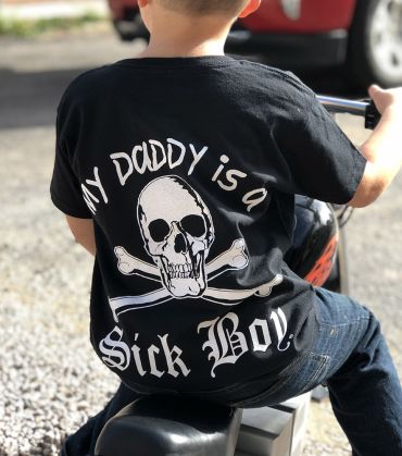 "My Daddy is a Sick Boy" Black T-shirt 
