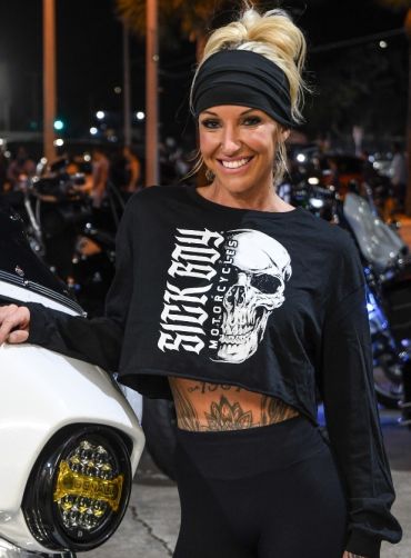 Ladies Faded Skull Crop Long Sleeve